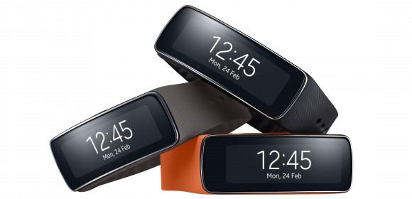 Samsung Galaxy Gear Fit te koop vanaf 11 april